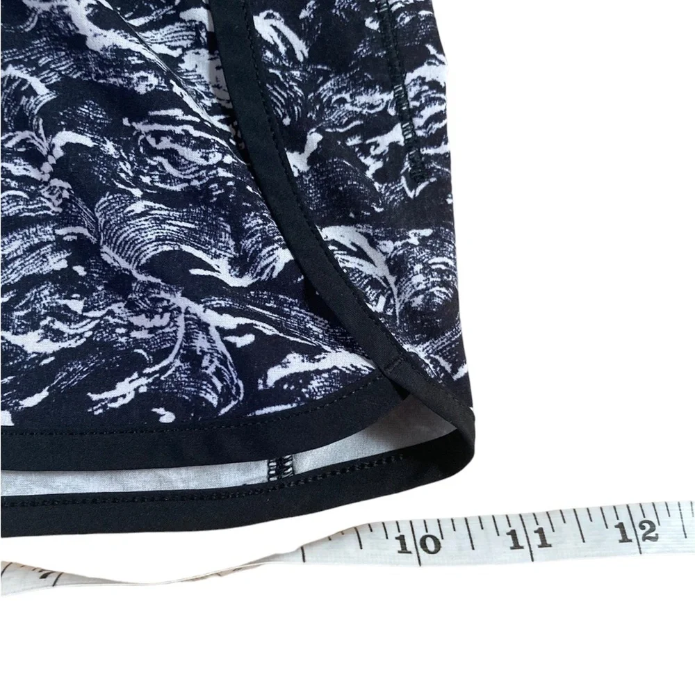 Lululemon Athletica Run Times Short size 2